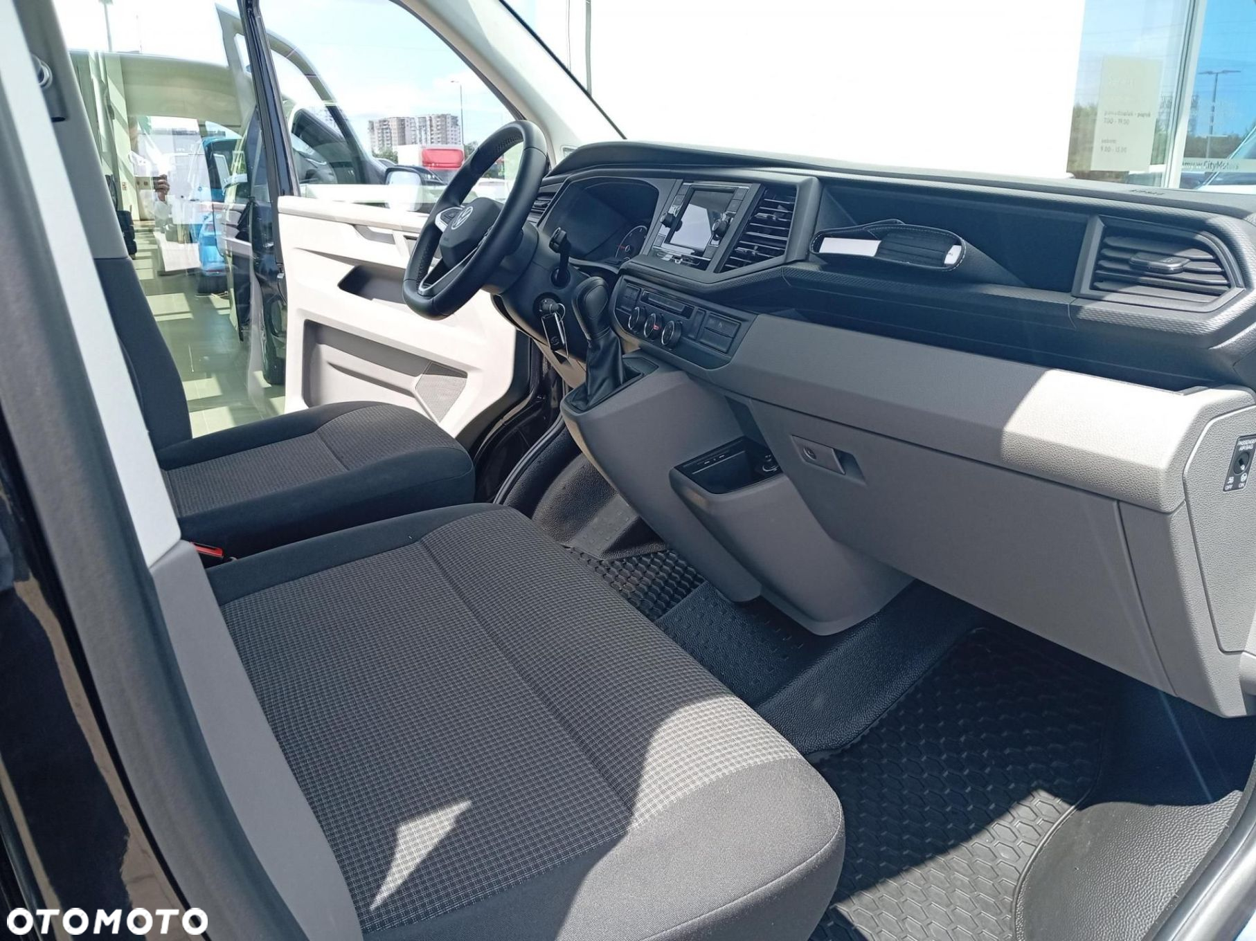 Volkswagen Transporter Kombi T6.1 TDI L2H1 DSG - 16