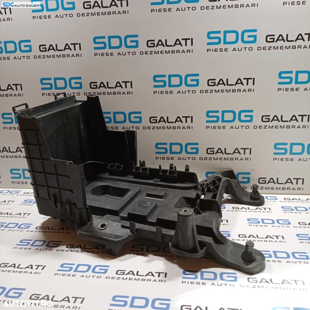 Suport Tava Tavita Carcasa Acumulator Baterie Audi A3 8P 2004 - 2013 Cod 1K0915336B 1K0915333C [2400] - 1