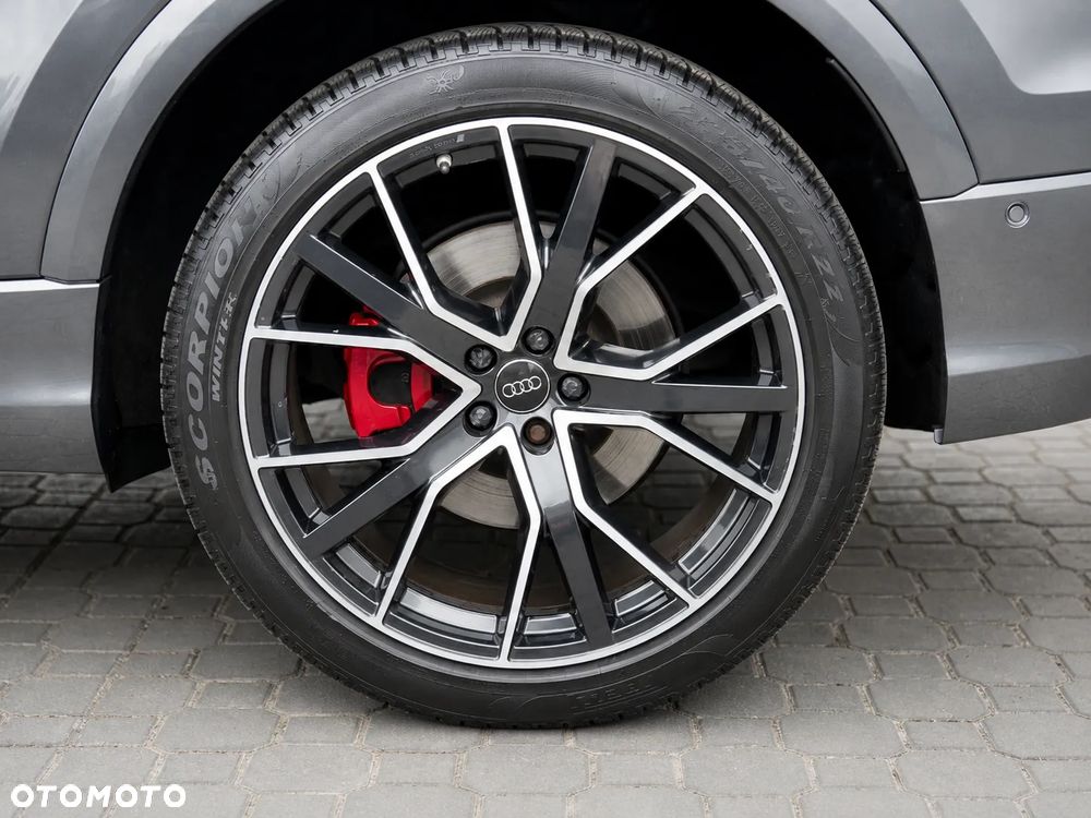 Audi Q8 - 15