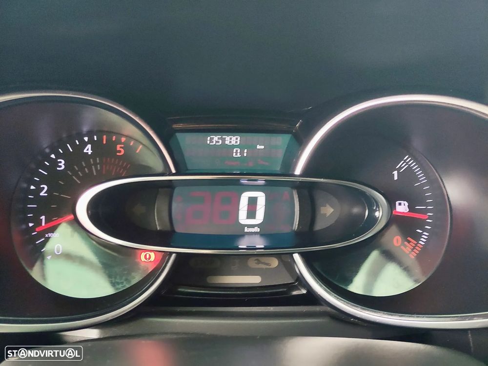 Renault Clio 1.5 dCi Limited EDition - 8