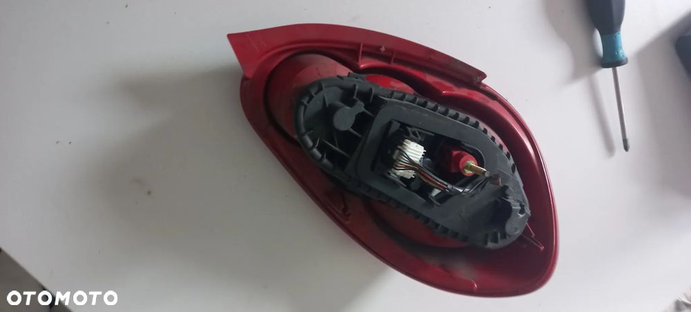 LAMPA LEWA TYLNA TOYOTA AYGO I EUROPA poznan - 3