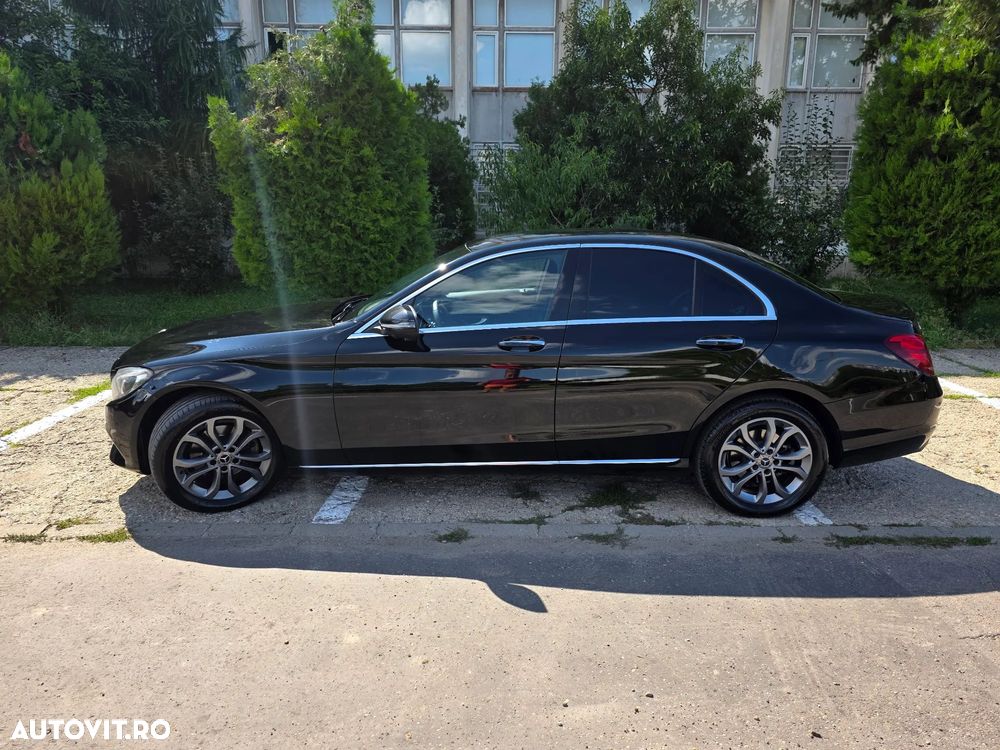 Mercedes-Benz C 220 d 4MATIC Aut. - 4