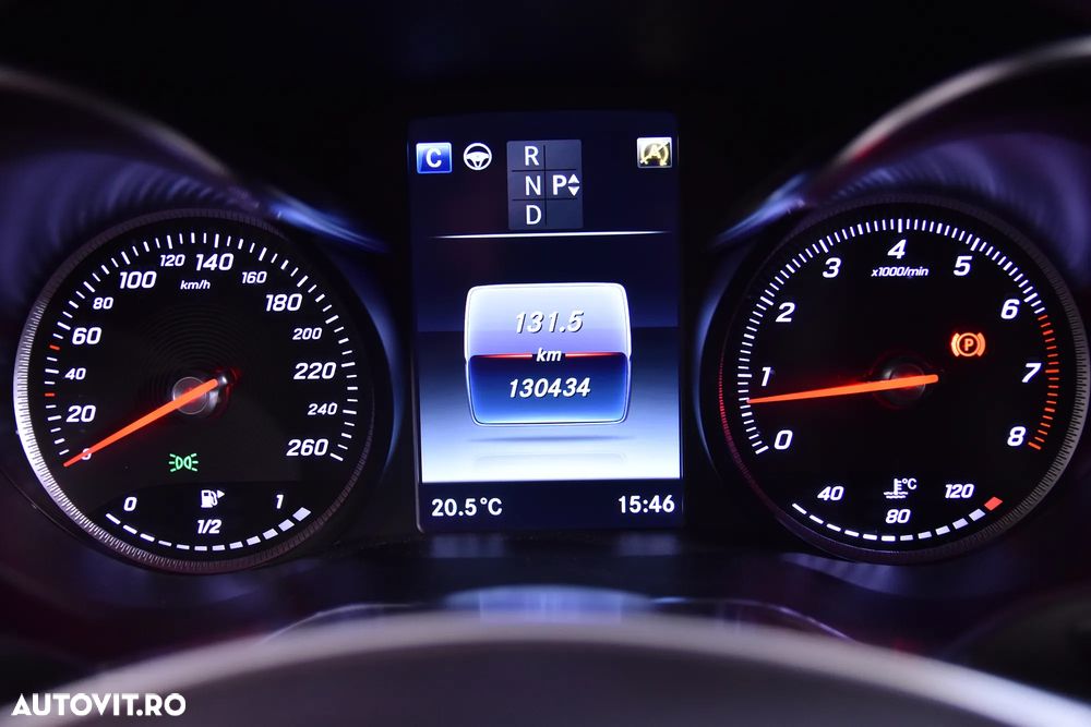 Mercedes-Benz GLC Coupe 300 4MATIC - 10