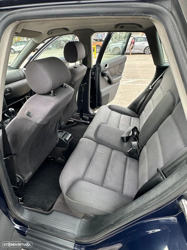 Audi A3 1.9 TDI Ambiente - 6