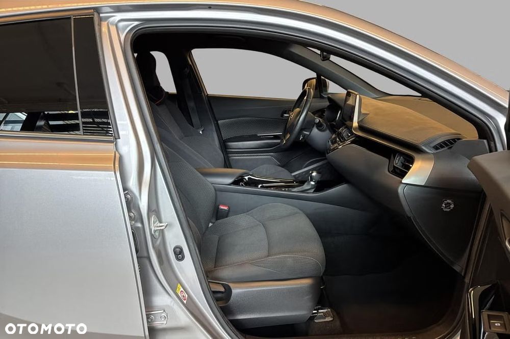 Toyota C-HR - 24