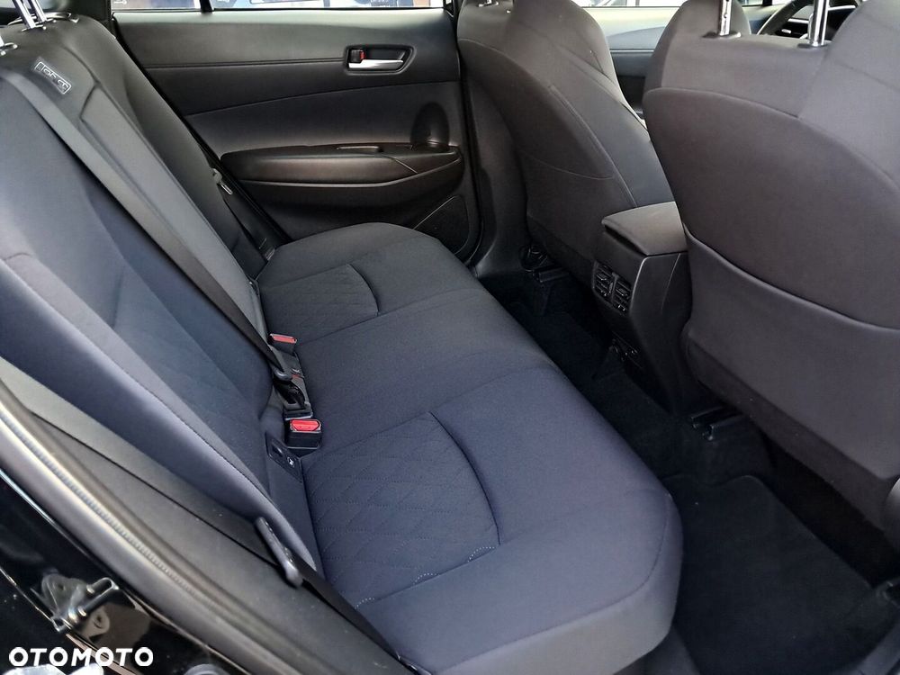 Toyota Corolla Cross 2.0 Hybrid Comfort - 12