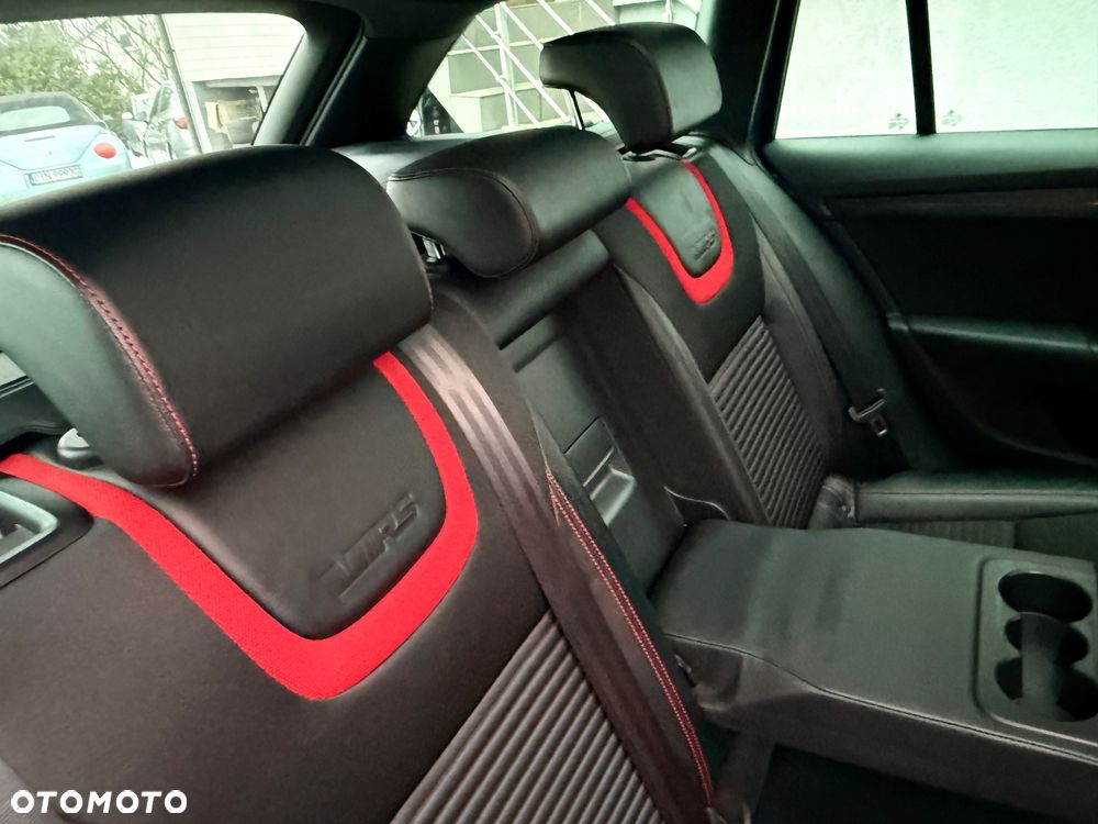 Skoda Octavia 2.0 TDI RS - 19