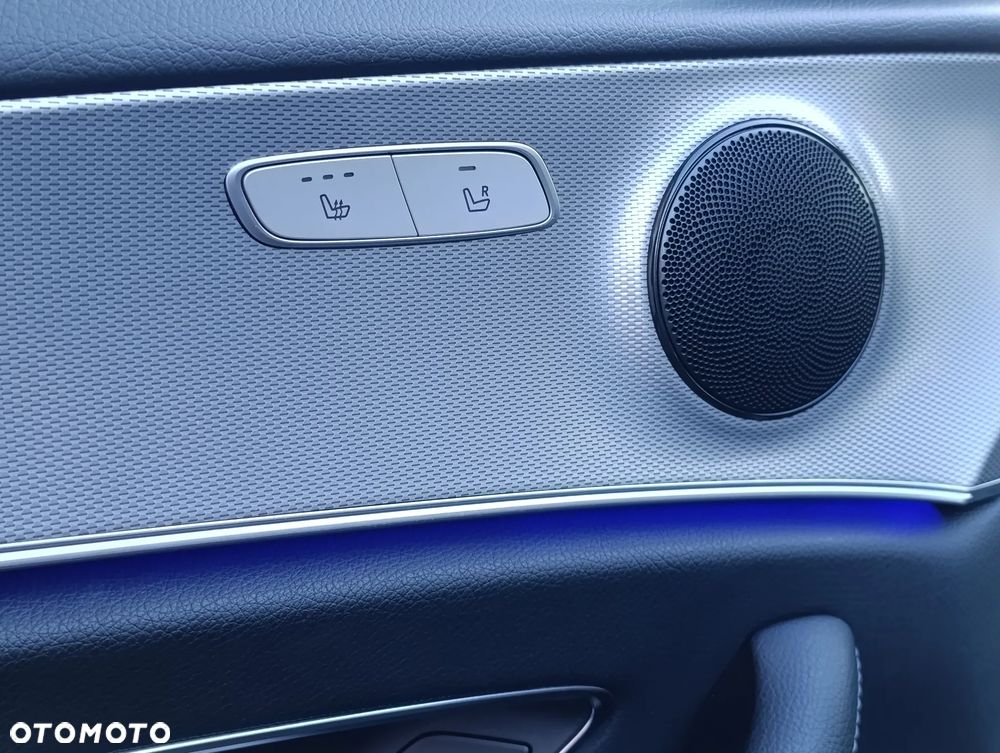 Mercedes-Benz Klasa E 200 9G-TRONIC AMG Line - 15