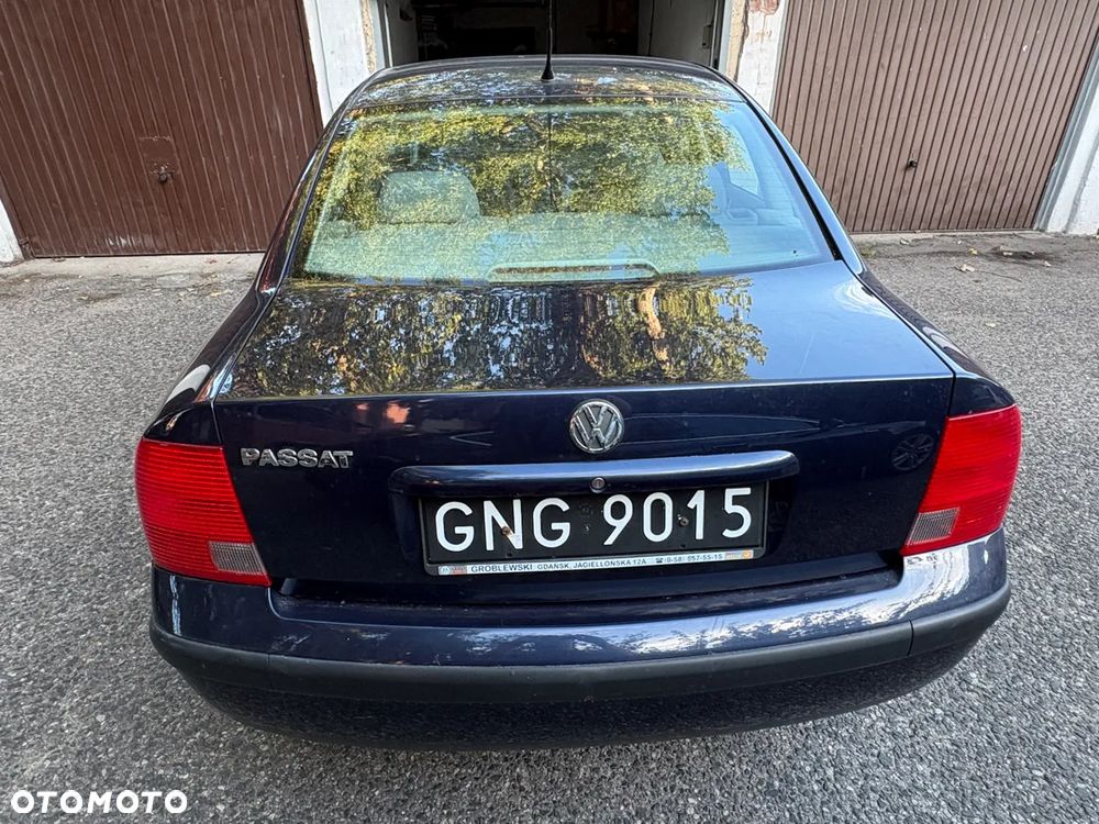 Volkswagen Passat - 3