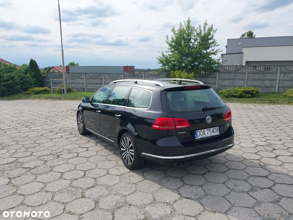 Volkswagen Passat 2.0 TDI Comfortline DSG - 11