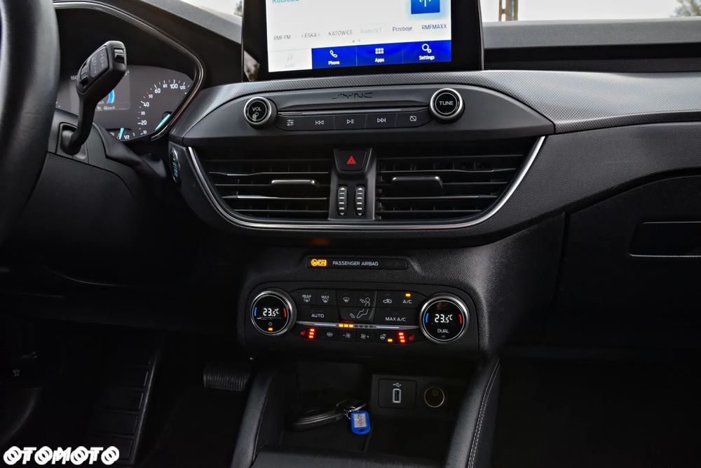 Ford Focus 1.5 EcoBoost Titanium X - 33