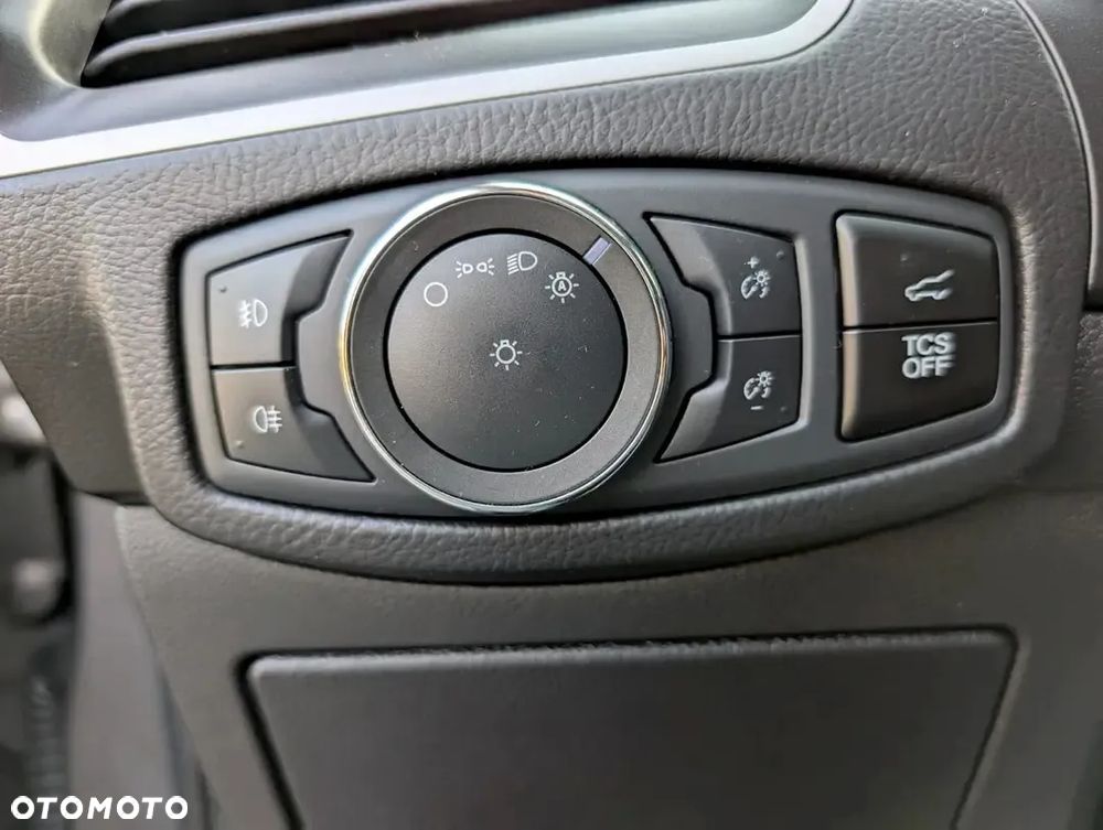 Ford Edge - 19