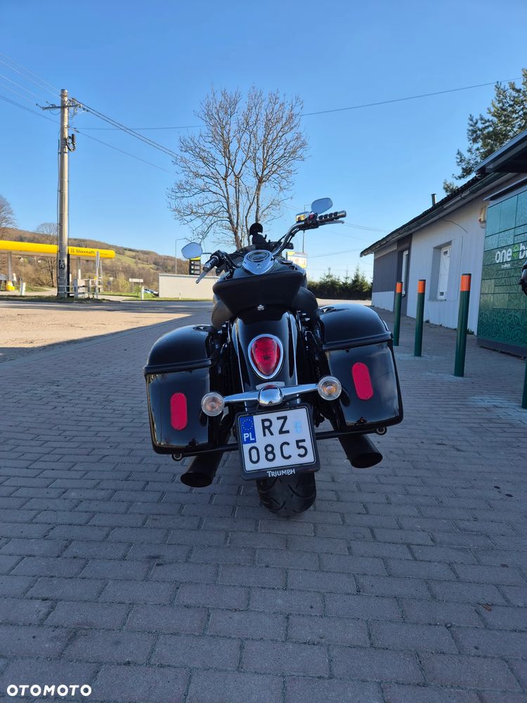 Triumph Rocket - 4