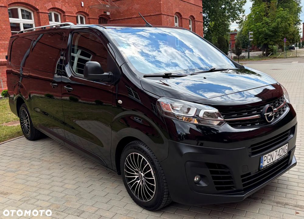 Opel Vivaro - 1