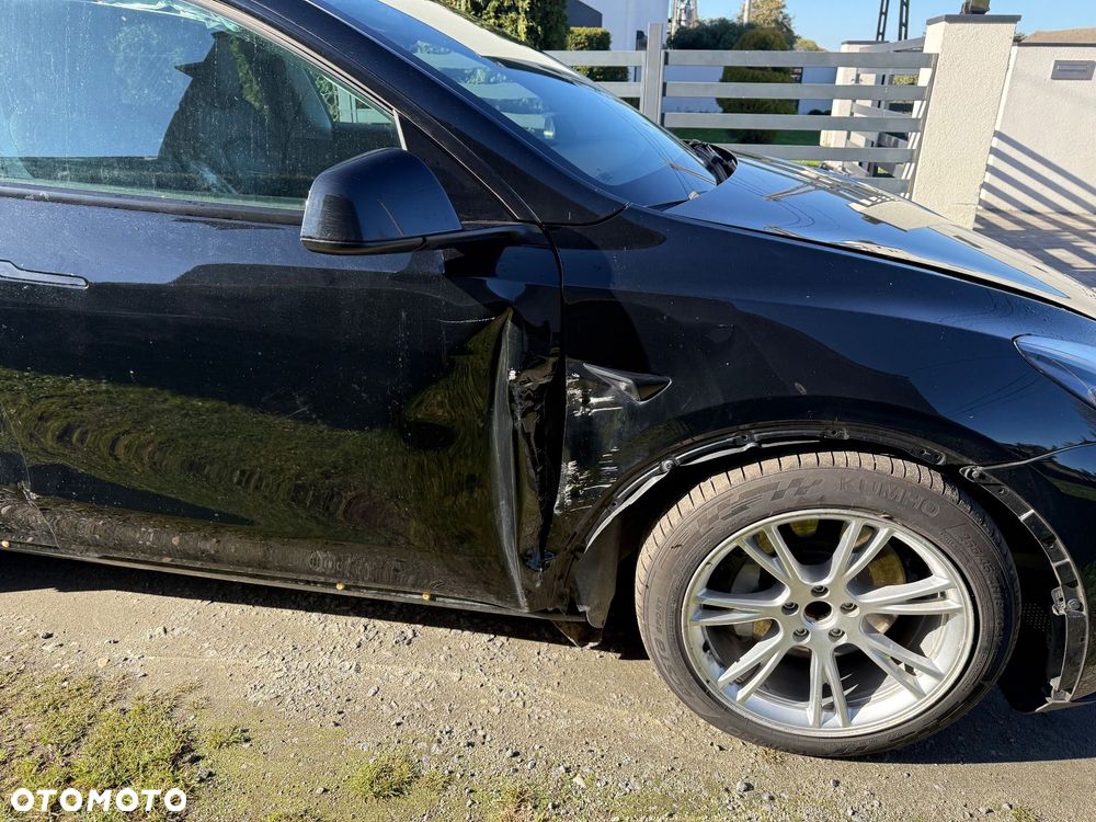 Tesla Model Y RWD - 9