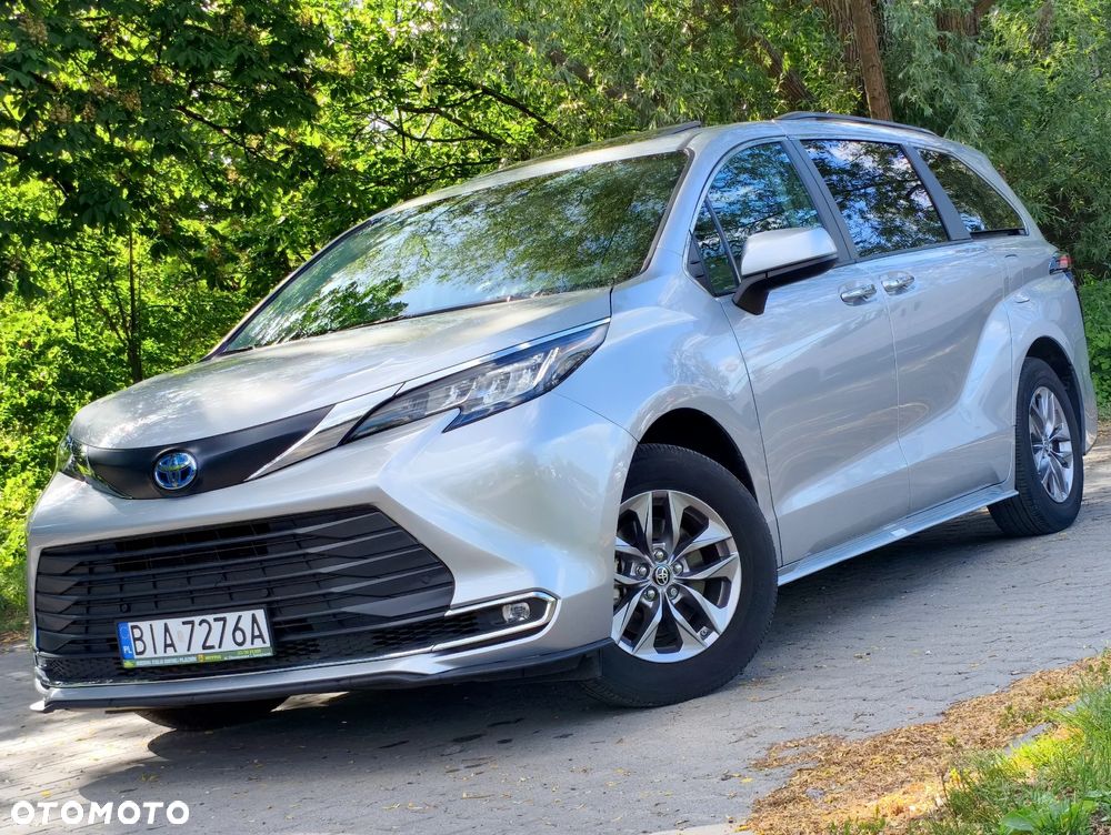 Toyota Sienna - 30