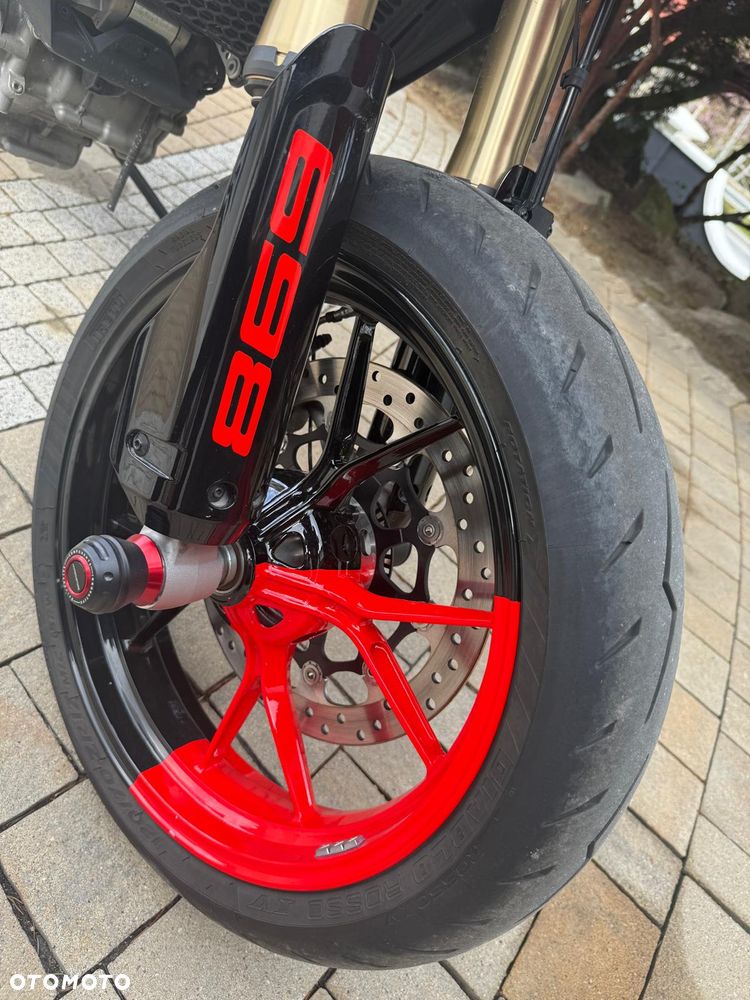 Ducati Hypermotard - 8