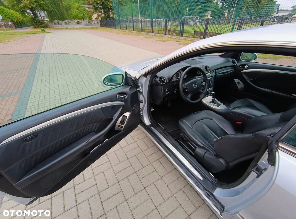 Mercedes-Benz CLK - 9