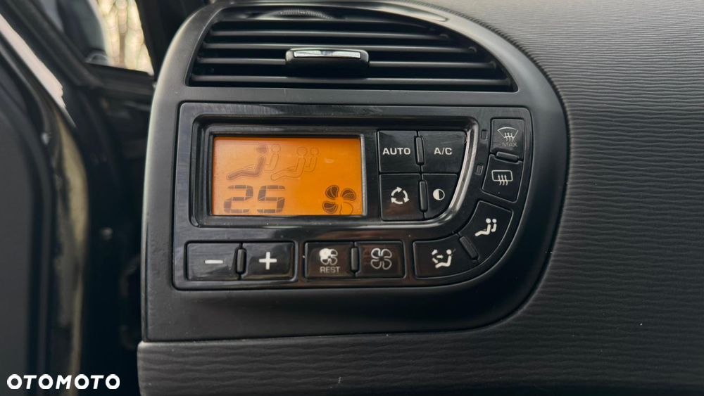 Citroën C4 Picasso 2.0 BlueHDi Exclusive - 13