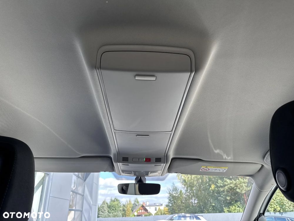 Volkswagen Touran 1.5 TSI EVO Comfortline DSG - 12