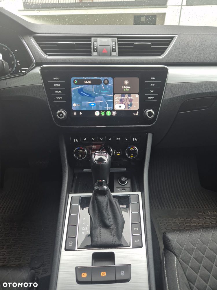 Skoda Superb 1.5 TSI Ambition DSG - 17