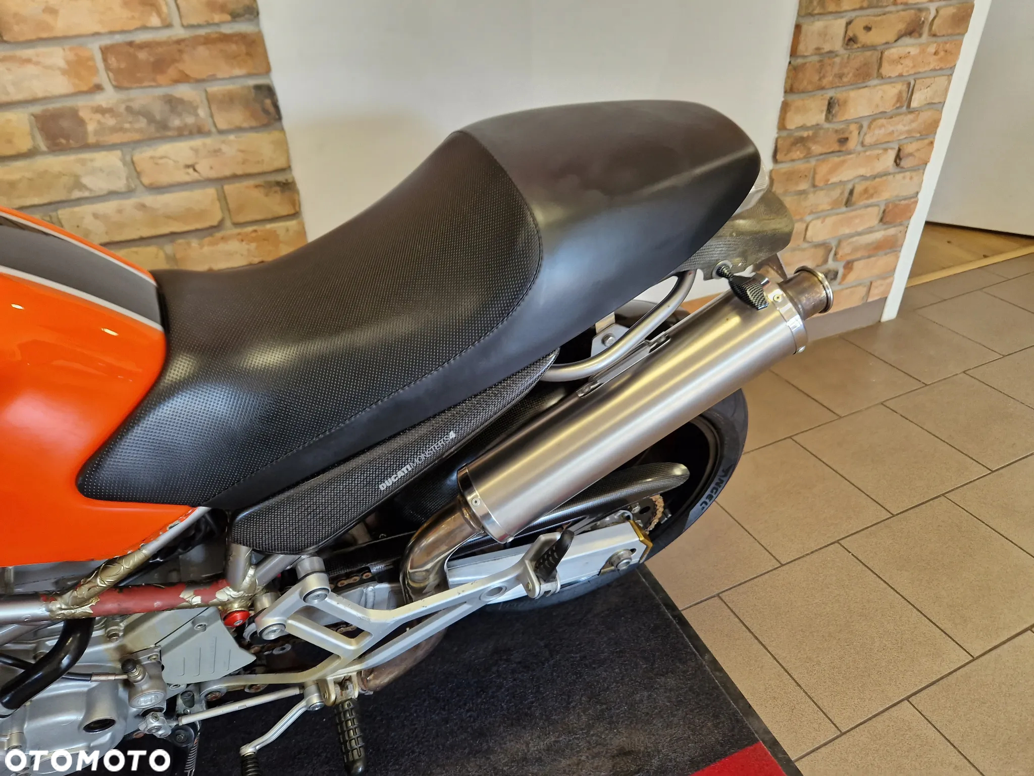 Ducati Monster - 14