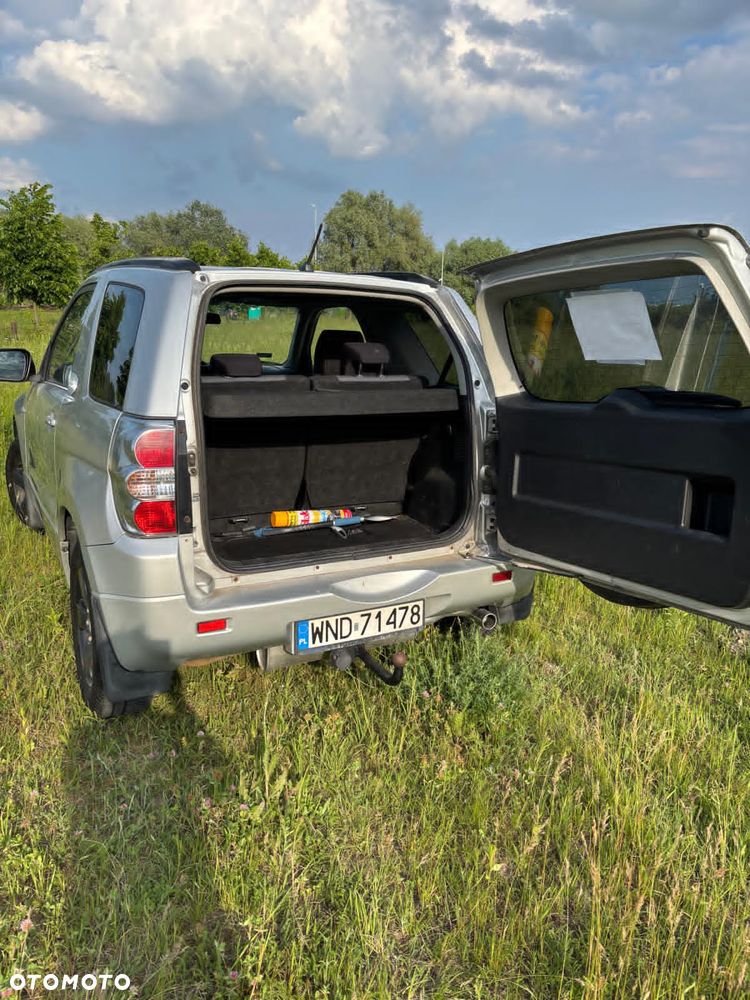 Suzuki Grand Vitara 1.6 - 11