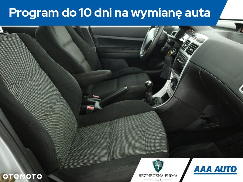 Peugeot 307 - 8