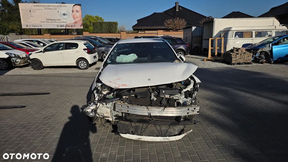 Toyota Corolla 1.8 Hybrid Comfort - 9