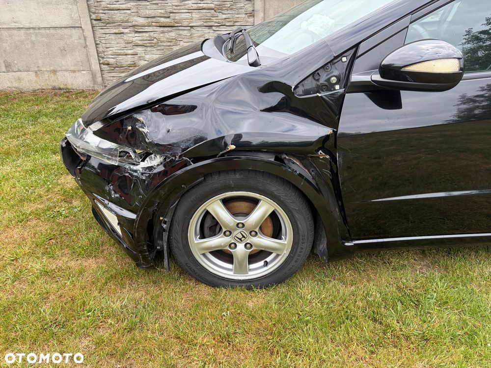 Honda Civic 1.8 GT Special Edition - 4