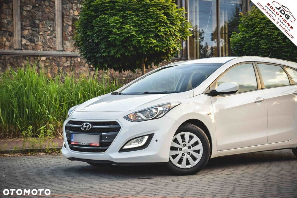 Hyundai i30 1.6 CRDi Classic + - 10