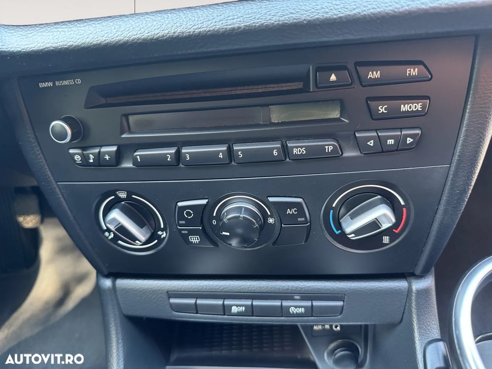 BMW X1 sDrive18d - 8