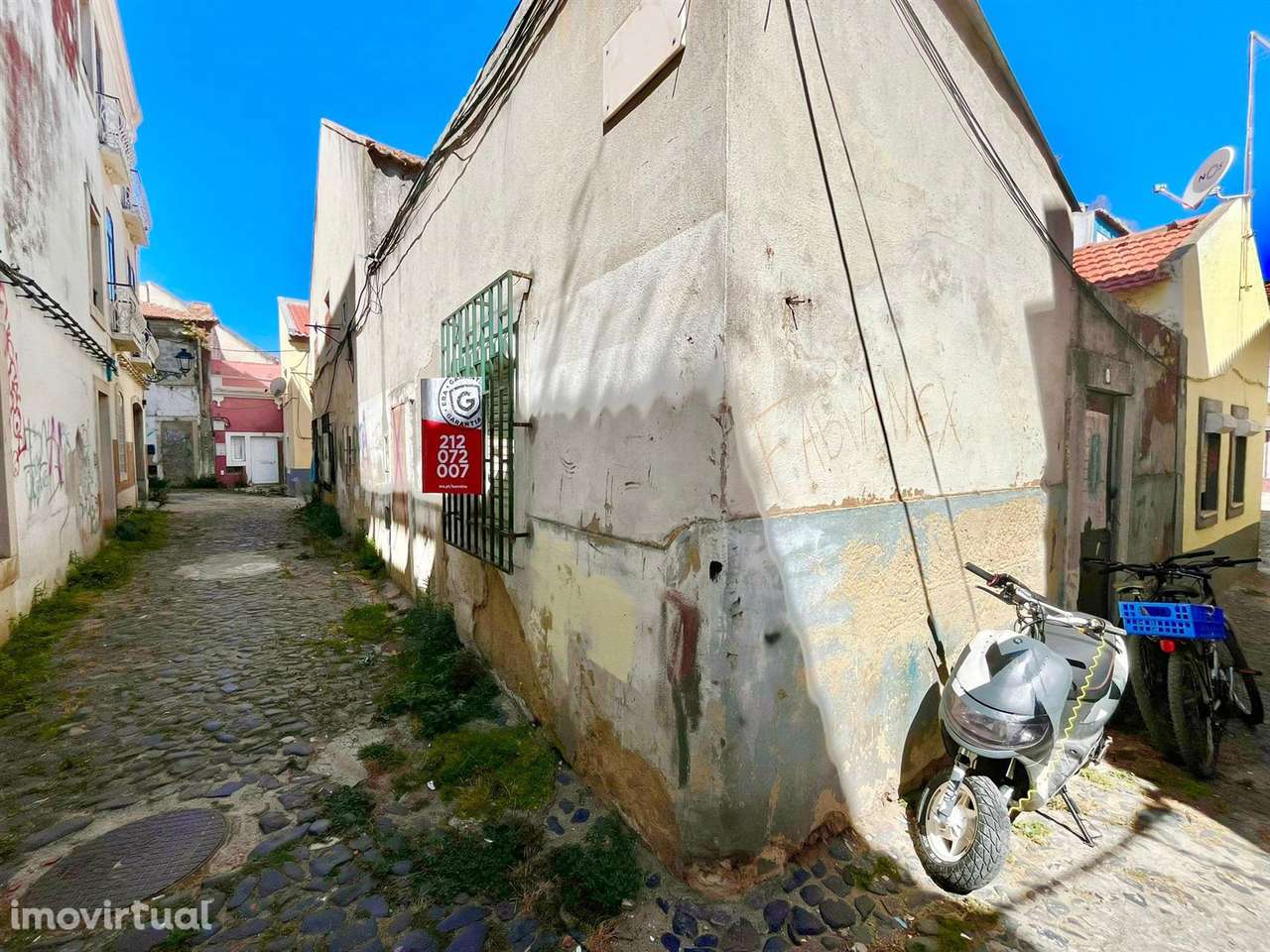 Moradia - Para Reconstruir / Centro do Barreiro - Grande imagem: 2/7