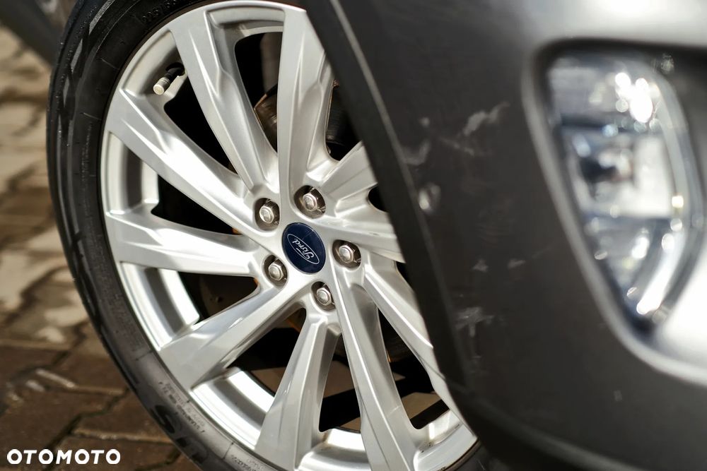 Ford Kuga 2.5 FHEV AWD Titanium - 14