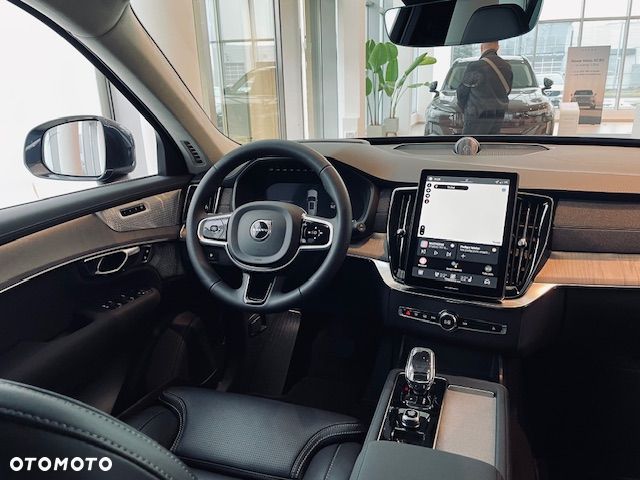 Volvo XC 90 - 8