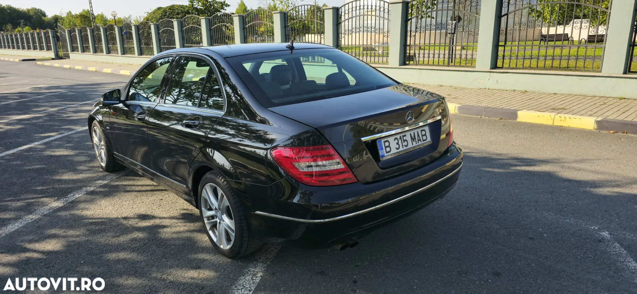 Mercedes-Benz C - 4