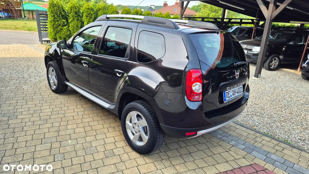 Dacia Duster 1.6 16V 4x4 Prestige - 11