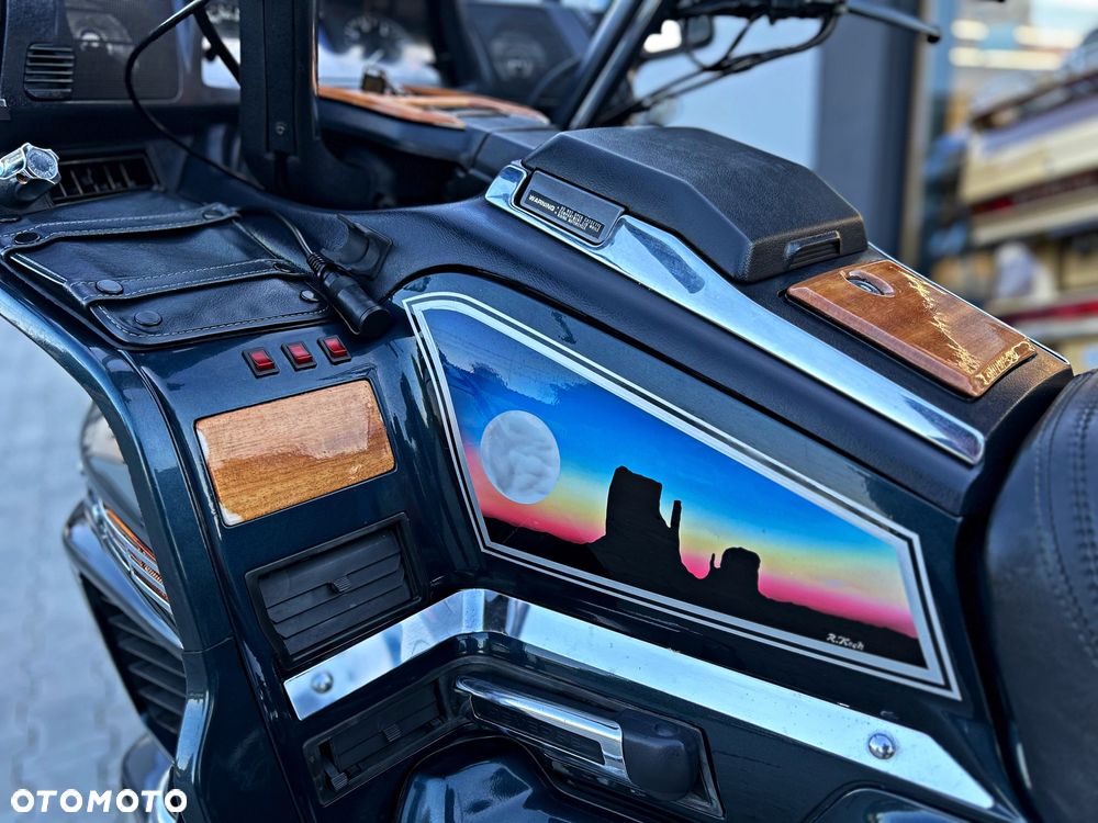 Honda GL - 37