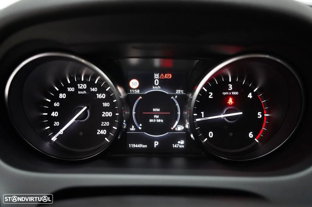 Land Rover Discovery Sport 2.0 TD4 SE Auto - 10