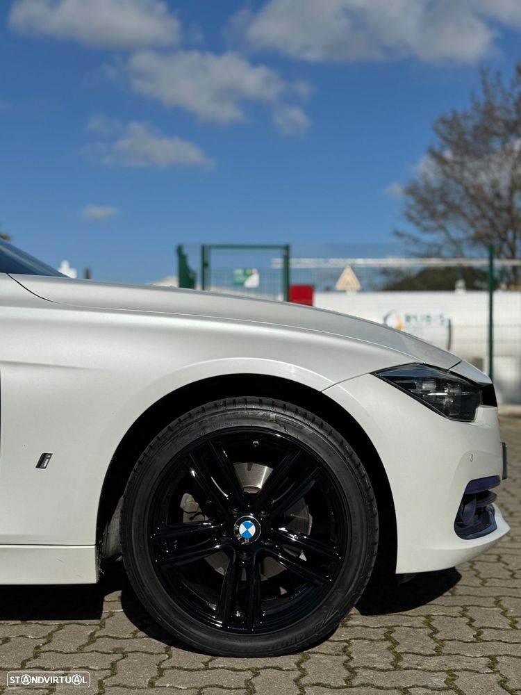 BMW 330 e iPerformance Line Sport - 7