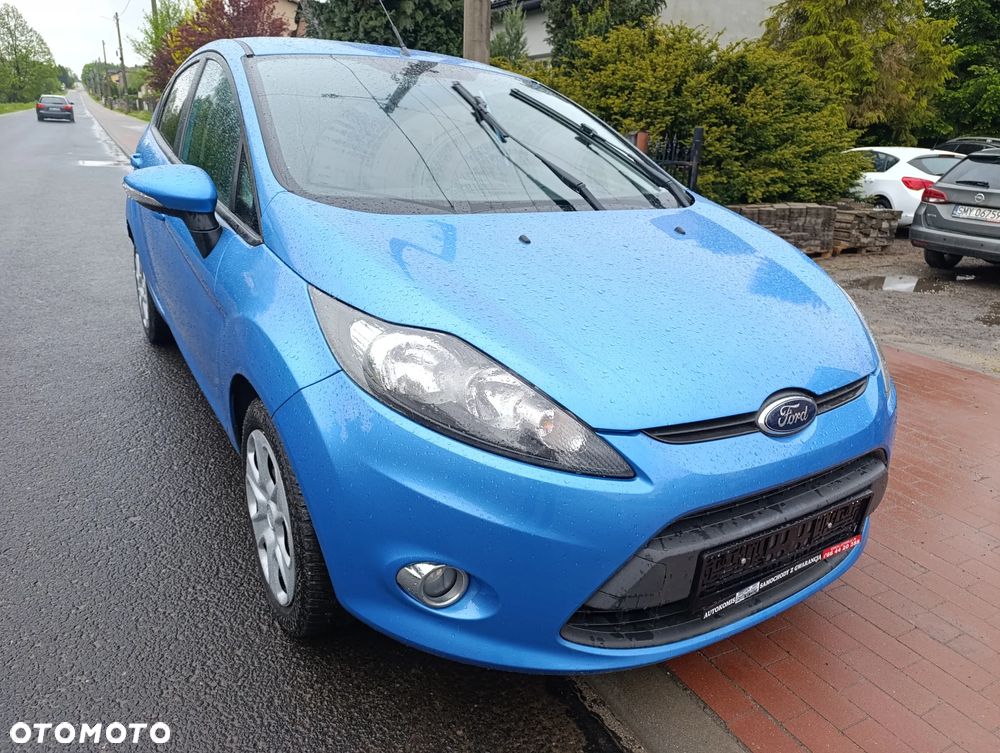 Ford Fiesta 1.25 Celebration - 25