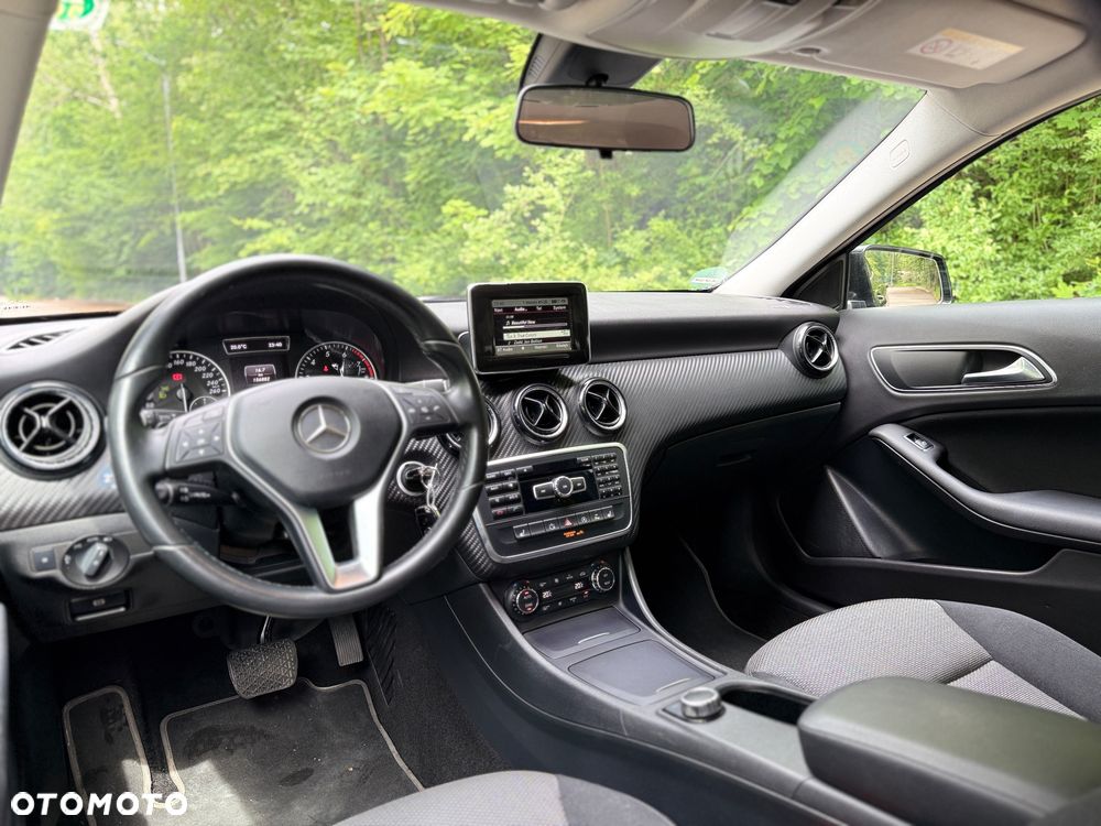 Mercedes-Benz GLA 200 7G-DCT Urban - 7