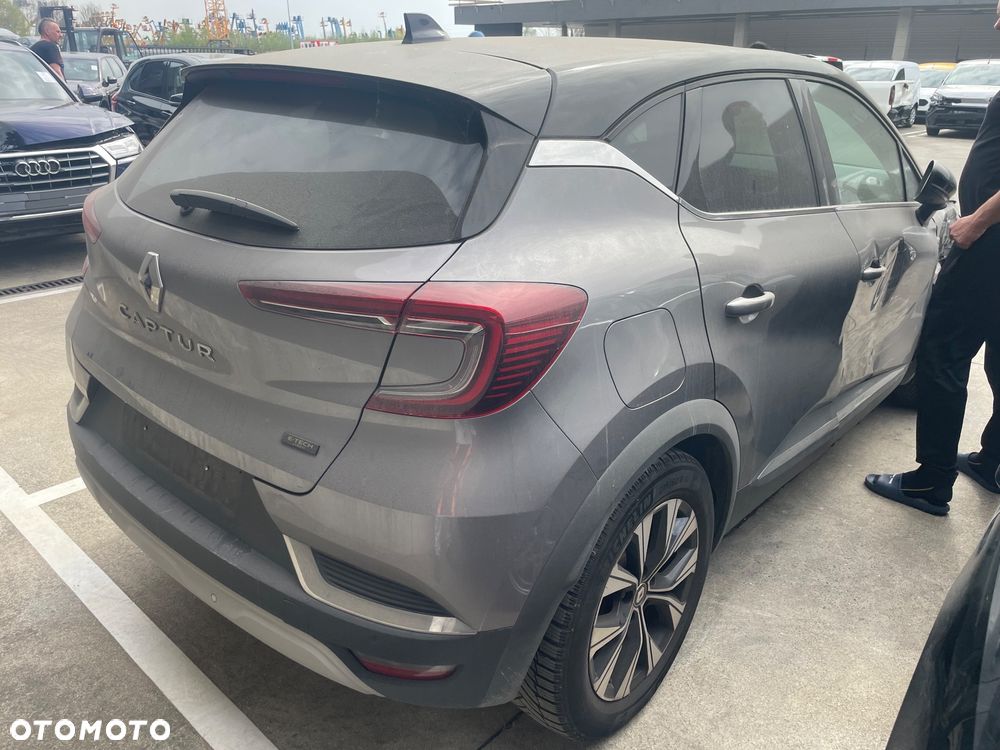Renault Captur - 4