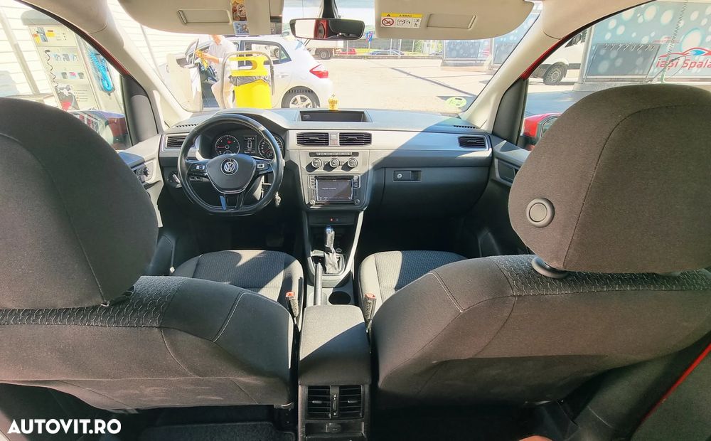 Volkswagen Caddy Maxi DSG 4M - 11