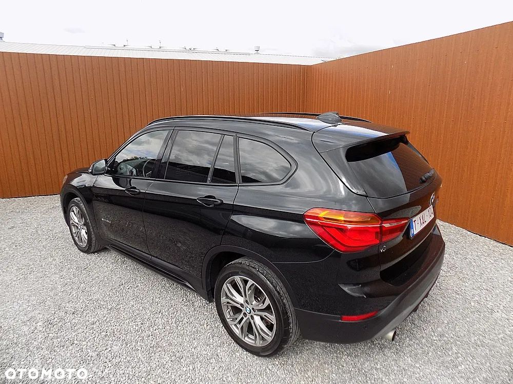 BMW X1 sDrive20d Sport Line - 4