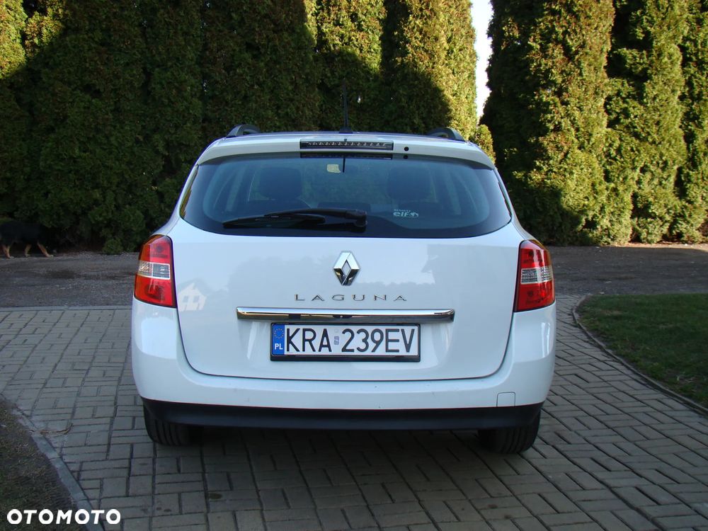 Renault Laguna 2.0 16V 140 Emotion - 8