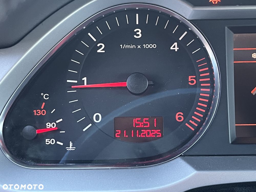 Audi A6 Avant - 13