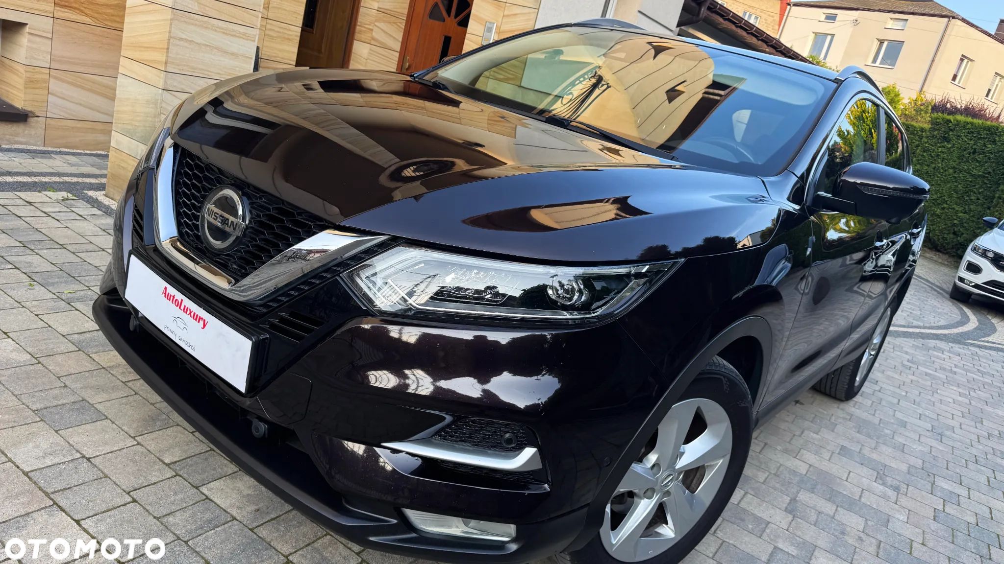 Nissan Qashqai 1.3 DIG-T DCT N-TEC - 1
