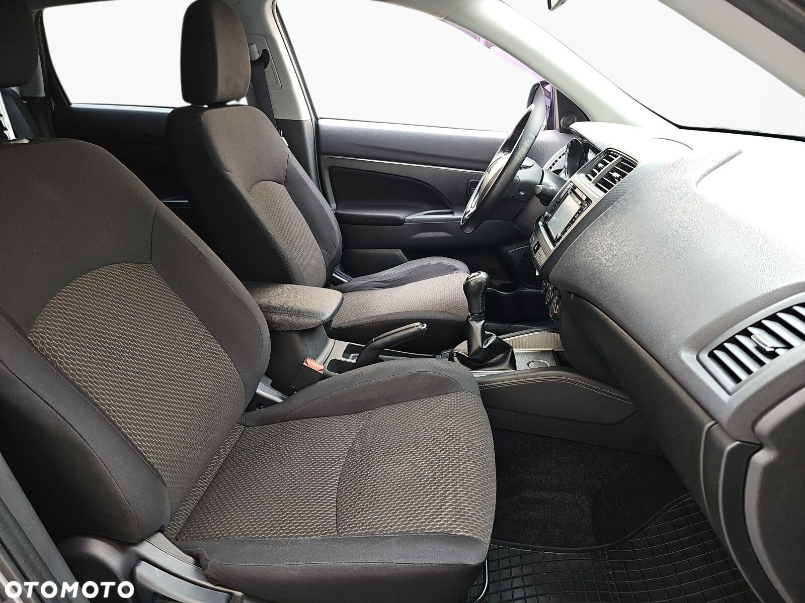 Mitsubishi ASX - 14
