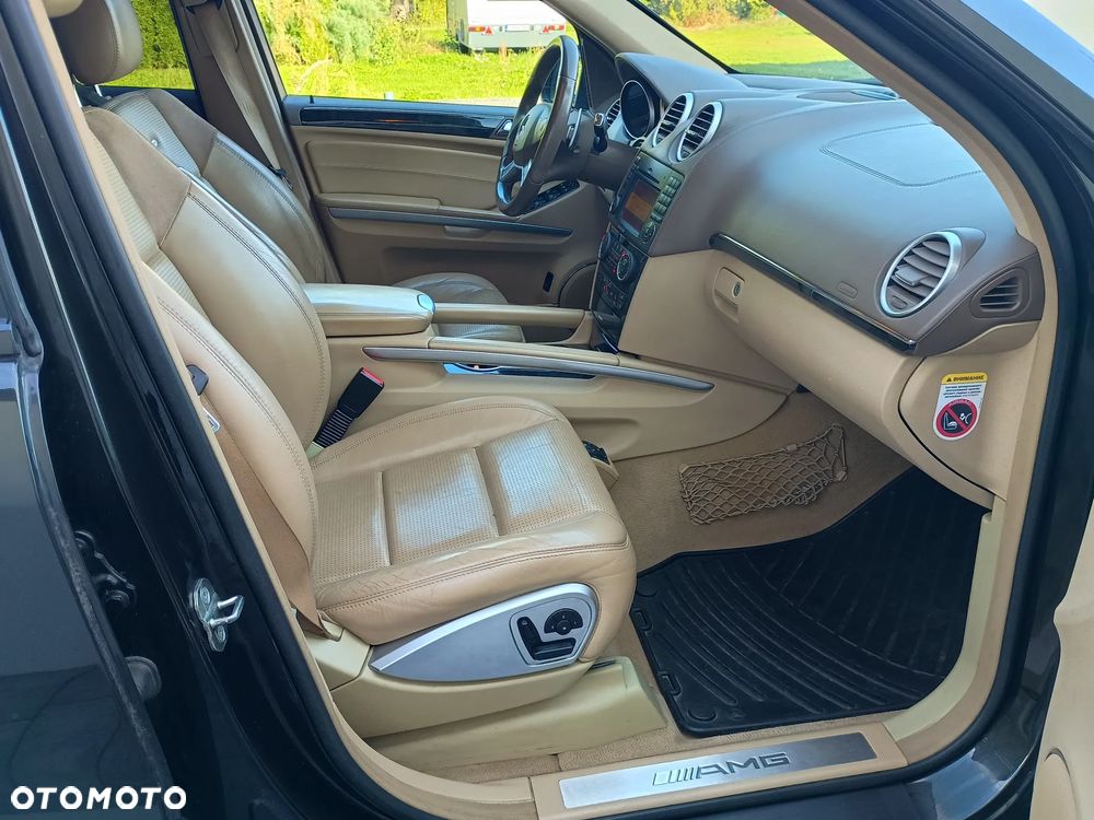 Mercedes-Benz ML 63 AMG 4Matic 7G-TRONIC 10th Anniversary - 4